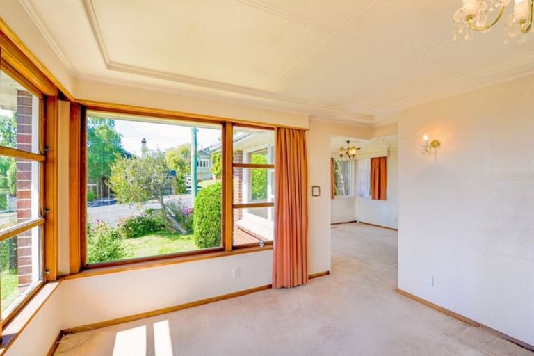 Photo of property in 64 Murray Street, Kew, Dunedin, 9012