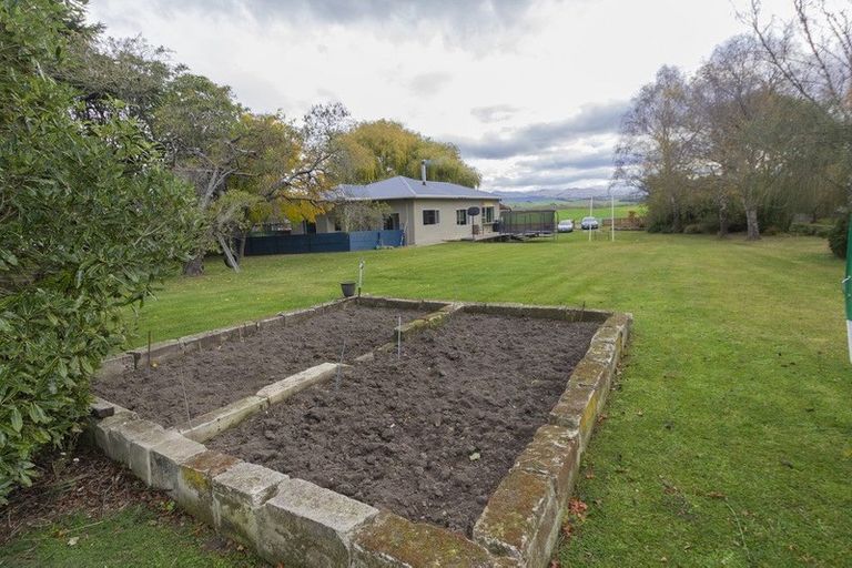 Photo of property in 16 Round Hill Road, Reidston, Oamaru, 9492