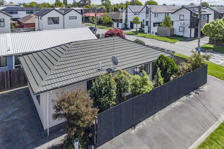Photo of property in 1/42 Heywood Terrace, Richmond, Christchurch, 8013