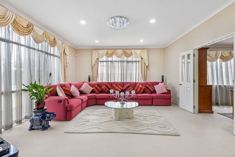 Photo of property in 42 Topland Drive, Flat Bush, Auckland, 2019