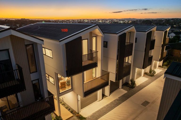 Photo of property in 10b White Heron Drive, Massey, Auckland, 0614