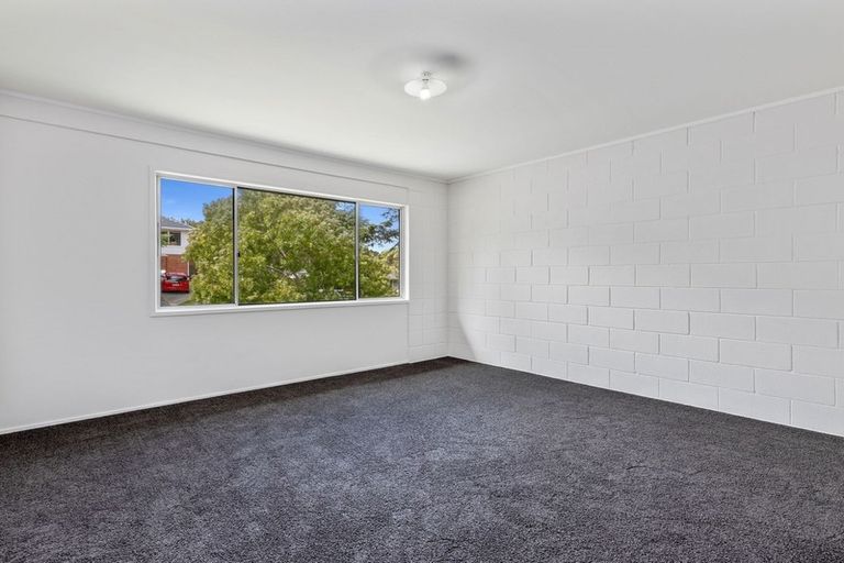 Photo of property in 2/38 Lynden Avenue, Hillcrest, Auckland, 0627