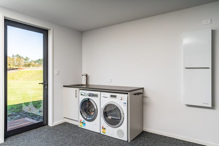 Photo of property in 80 Stace Hopper Drive, One Tree Point, Ruakaka, 0118