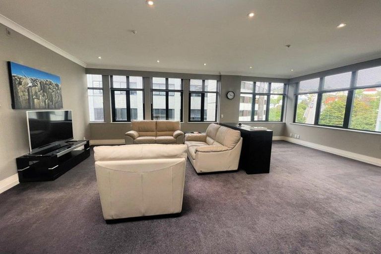 Photo of property in Kelvin House, 8c/16 The Terrace, Wellington Central, Wellington, 6011