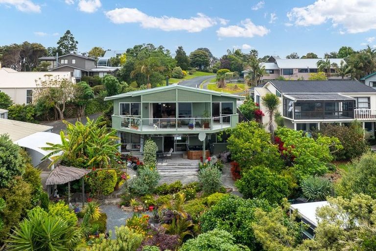 Photo of property in 70 Fidelis Avenue, Snells Beach, 0920