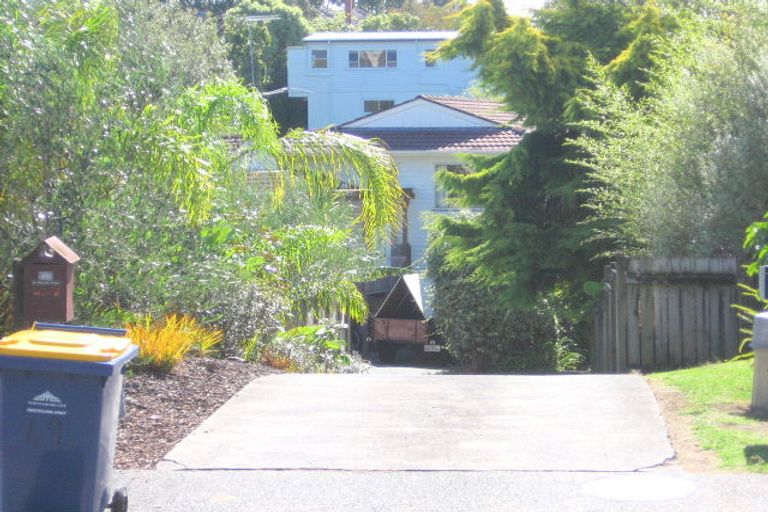 Photo of property in 49 Newhaven Terrace, Mairangi Bay, Auckland, 0630