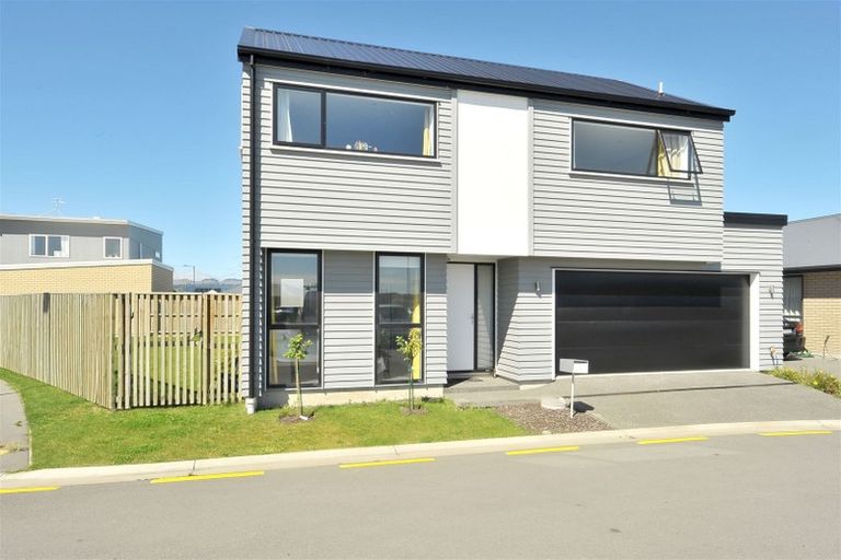 Photo of property in 3 Eric Melrose Lane, Halswell, Christchurch, 8025