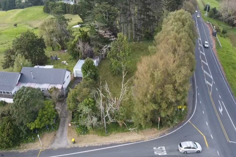 Photo of property in 2 Spur Road, Stillwater, Silverdale, 0993