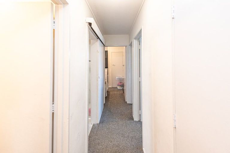 Photo of property in 27 Cross Street, Castlecliff, Whanganui, 4501