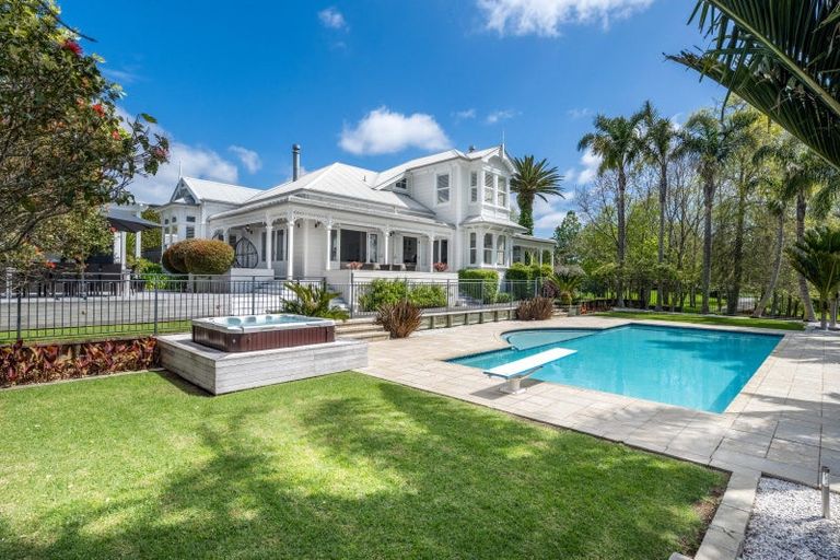 Photo of property in 23 Tudor Park Drive, Whitford, Howick, 2571