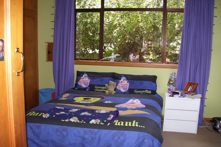 Photo of property in 1/22 Martindales Road, Heathcote Valley, Christchurch, 8022