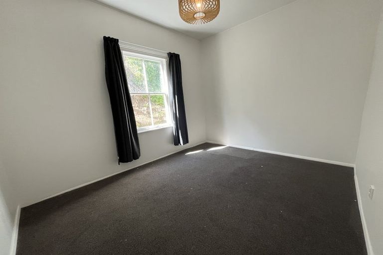 Photo of property in 8 Doctors Common, Mount Victoria, Wellington, 6011