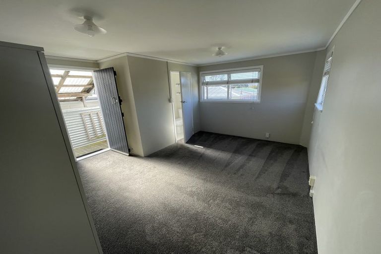 Photo of property in 11 Tane Street, New Lynn, Auckland, 0600