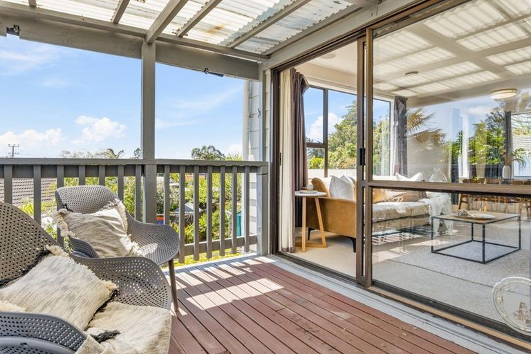 Photo of property in 6 Parrs Cross Road, Henderson, Auckland, 0612