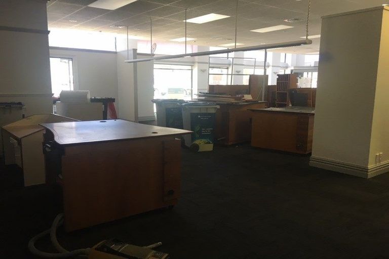 Photo of property in 392 George Street, Stokes Valley, Lower Hutt, 5019