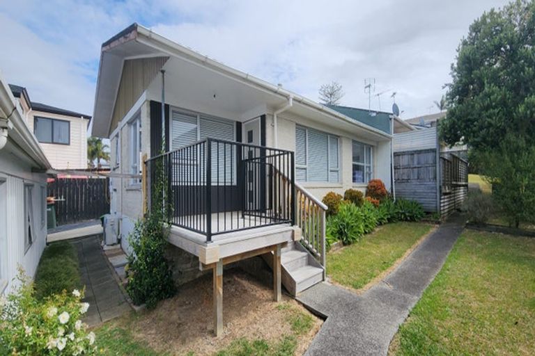 Photo of property in 1/119 Wellington Street, Howick, Auckland, 2014
