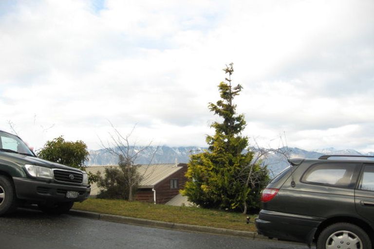 Photo of property in 51 Greenstone Place, Fernhill, Queenstown, 9300