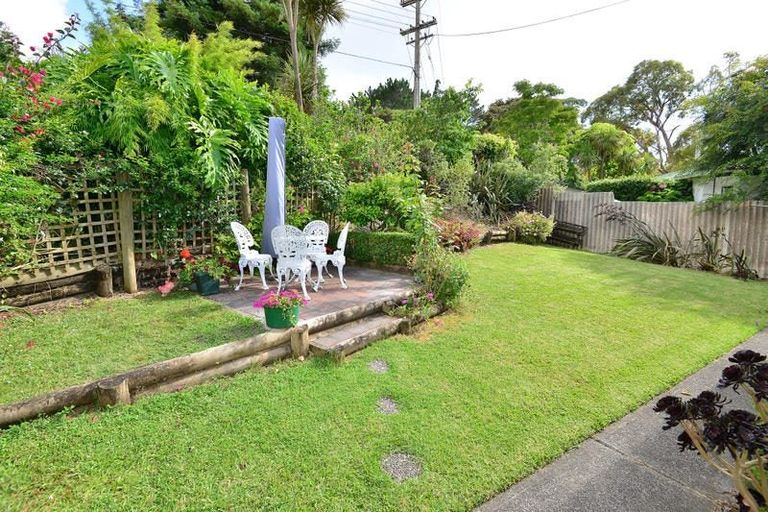 Photo of property in 197 Wade River Road, Wade Heads, Whangaparaoa, 0932