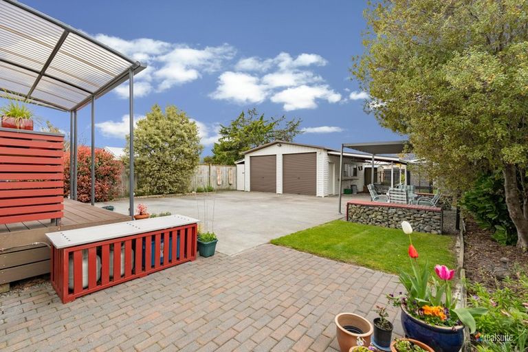 Photo of property in 17 Bristol Street, Trentham, Upper Hutt, 5018