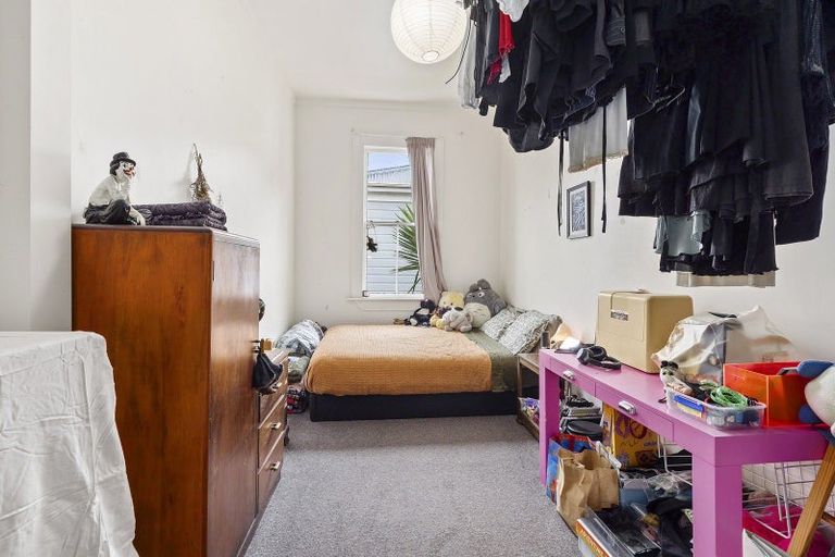 Photo of property in 35 Lawrence Street, Newtown, Wellington, 6021