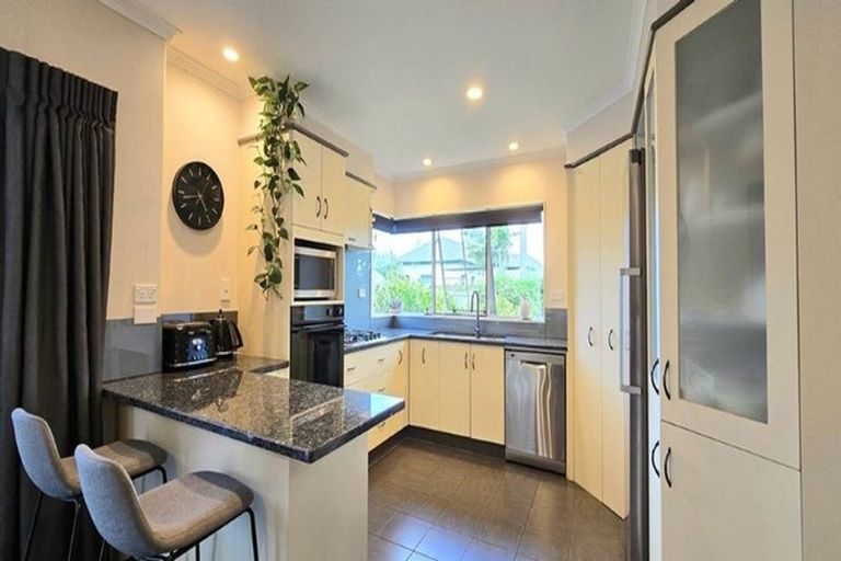 Photo of property in 26 Crichton Terrace, Mount Maunganui, 3116