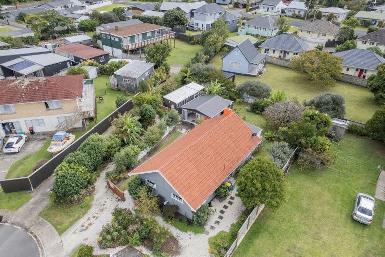 Photo of property in 8 Simpson Place, Whitianga, 3510