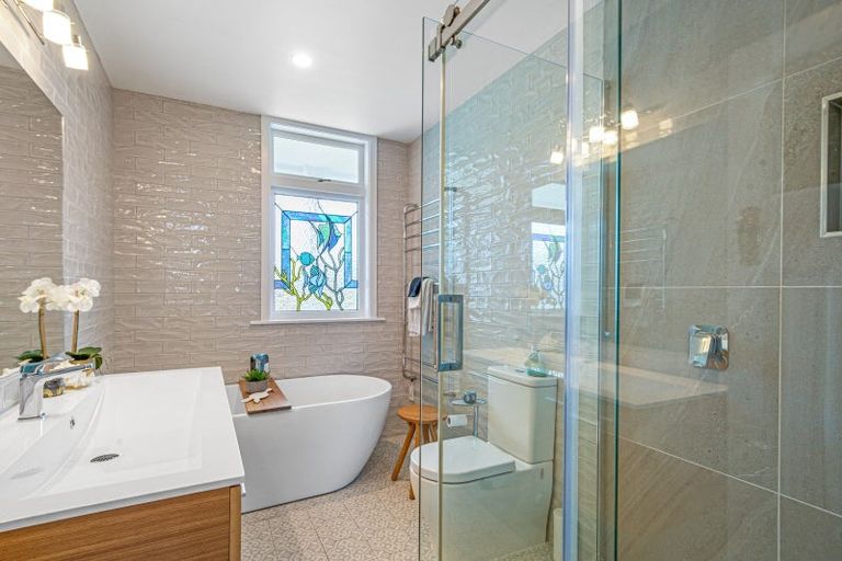 Photo of property in 102 Matua Road, Huapai, Kumeu, 0810