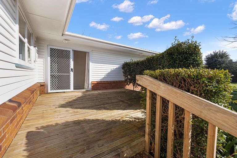 Photo of property in 20 Clare Street, Cambridge, 3434