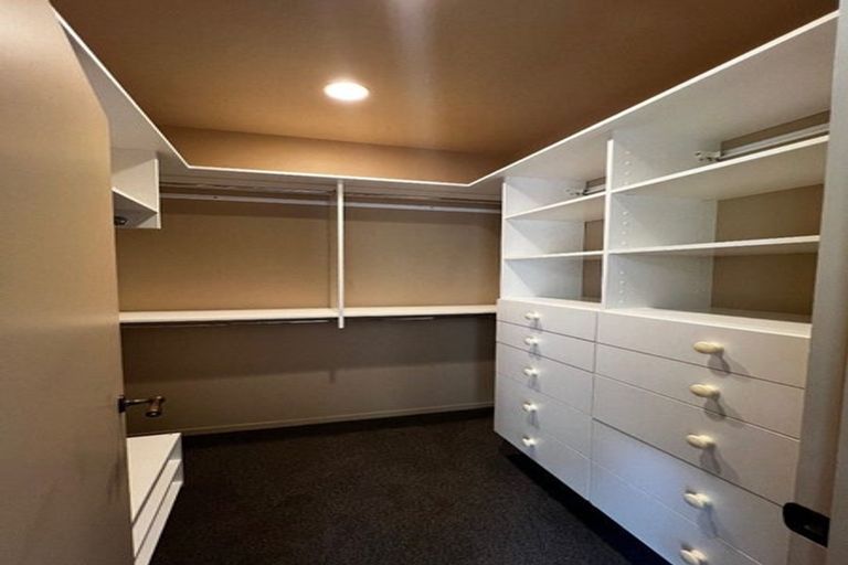 Photo of property in 14 Daldys Bush Lane, Bayview, Auckland, 0629