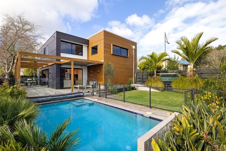 Photo of property in 5 Anselmi Ridge Road, Pukekohe, 2120