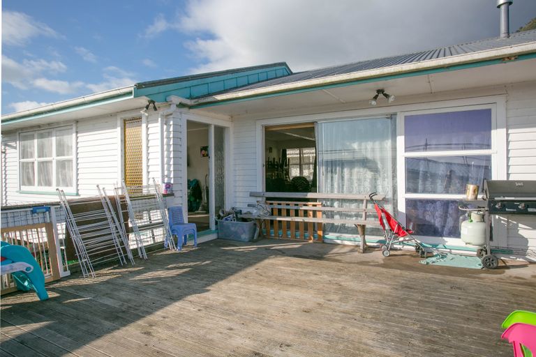 Photo of property in 8 Burgess Street, Te Aroha, 3320