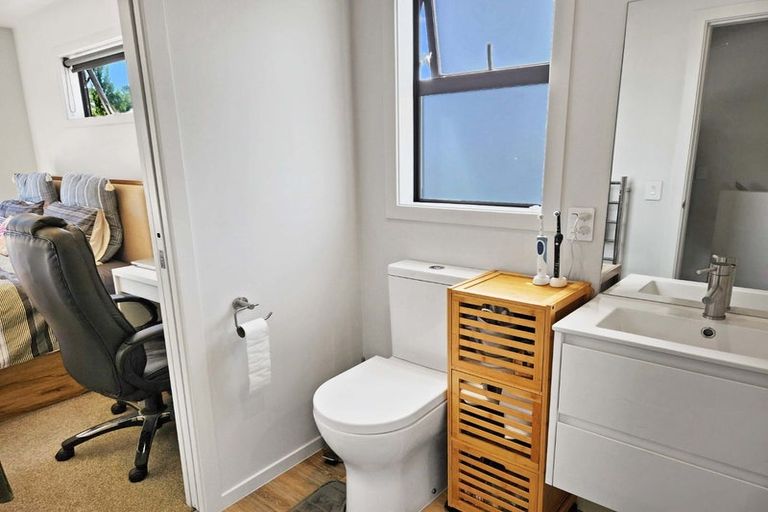 Photo of property in 1/372 Stokes Valley Road, Stokes Valley, Lower Hutt, 5019