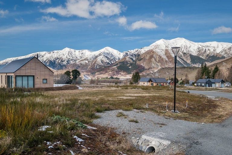 Photo of property in 3 Bevel Court, Castle Hill, 7580