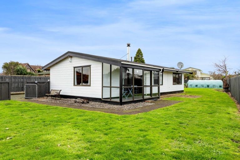 Photo of property in 16a Murdoch Street, Hawera, 4610