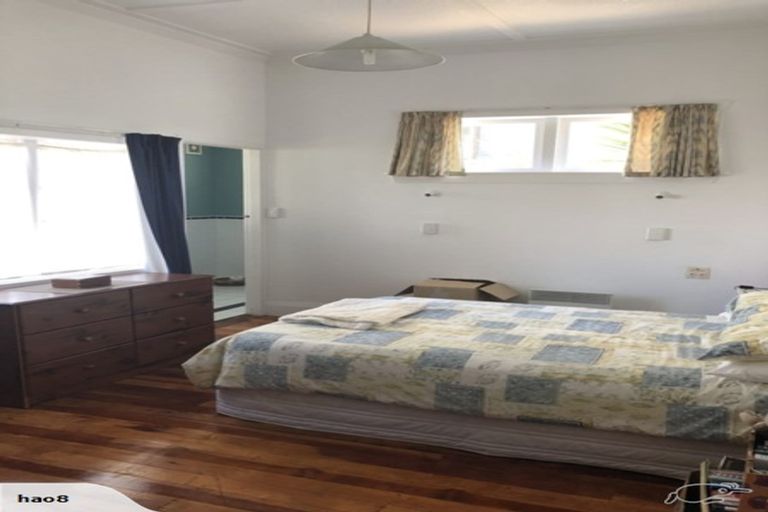 Photo of property in 28 Thackeray Street, Hamilton Lake, Hamilton, 3204