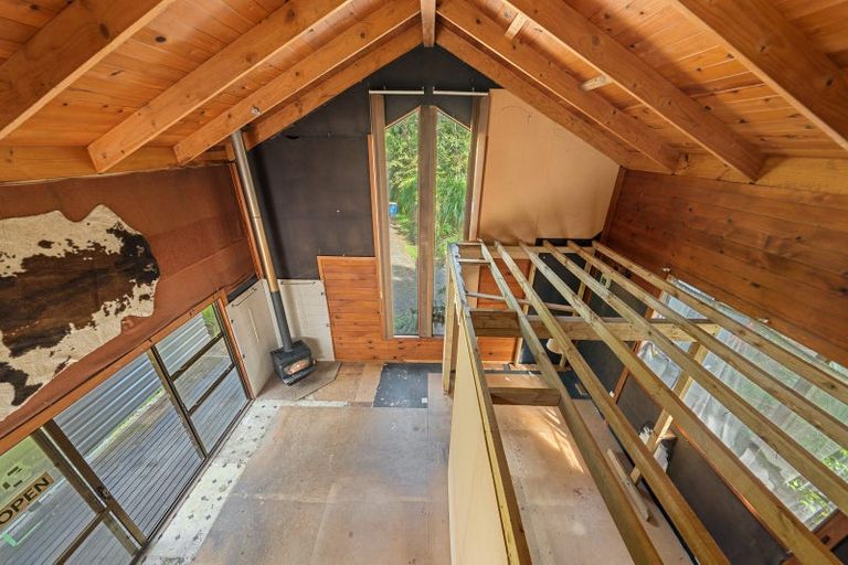 Photo of property in 14 Te Aute Ridge Road, Waitakere, Henderson, 0781