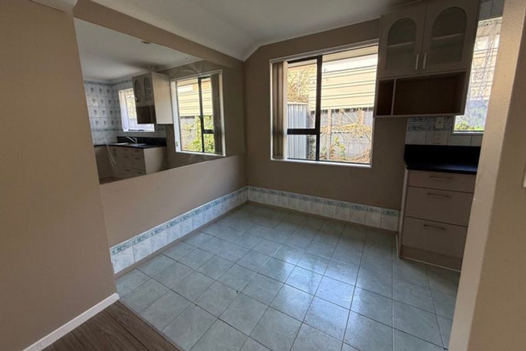 Photo of property in 2/3 Trimmer Terrace, Papatoetoe, Auckland, 2025