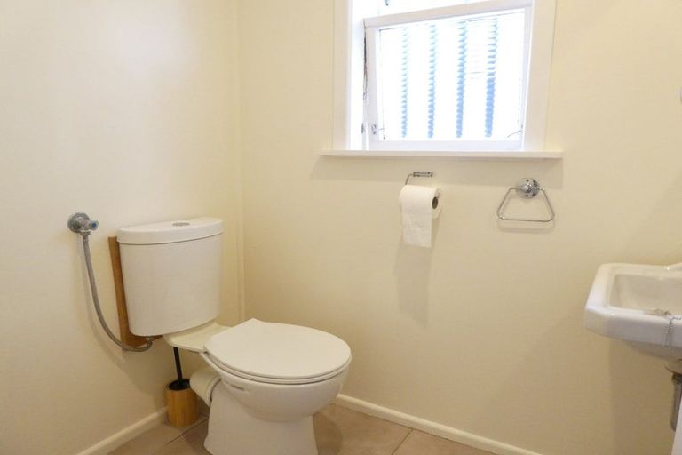 Photo of property in 133 Britomart Street, Berhampore, Wellington, 6023