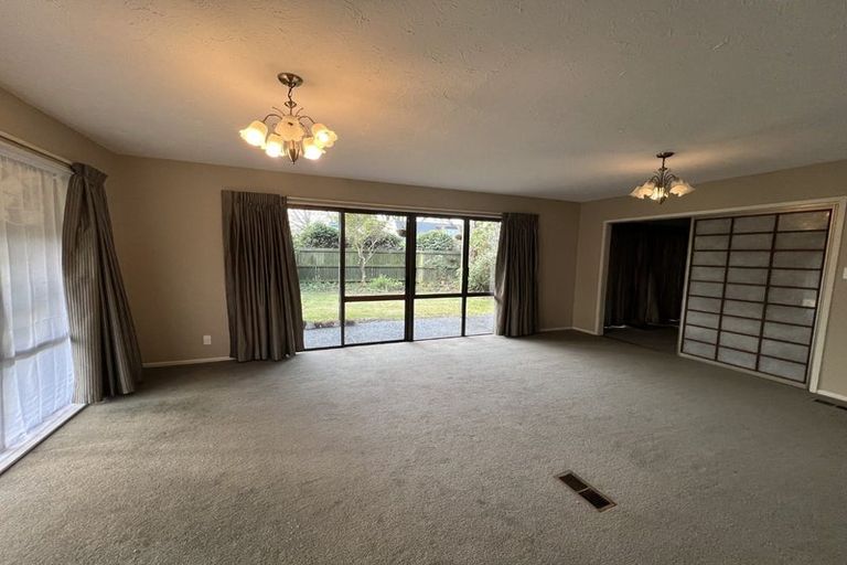 Photo of property in 2 Hanover Place, Ilam, Christchurch, 8041