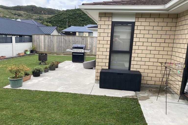 Photo of property in 5 Martha Turnell Crescent, Manor Park, Lower Hutt, 5019