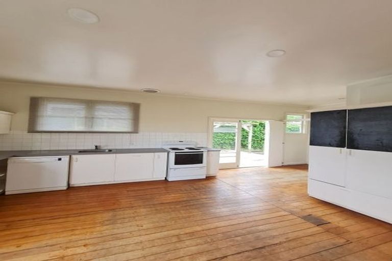 Photo of property in 4 Hooker Avenue, Hospital Hill, Napier, 4110