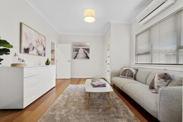 Photo of property in 1/10 Don Street, Papakura, 2110