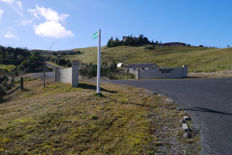 Photo of property in 78 Ross Rise, Kinloch, Taupo, 3385