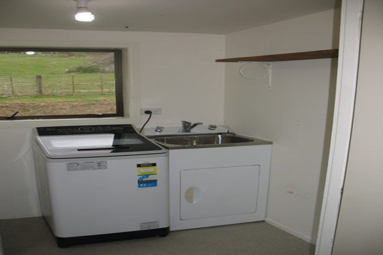 Photo of property in 28 Waterfall Road, Paraparaumu, 5032