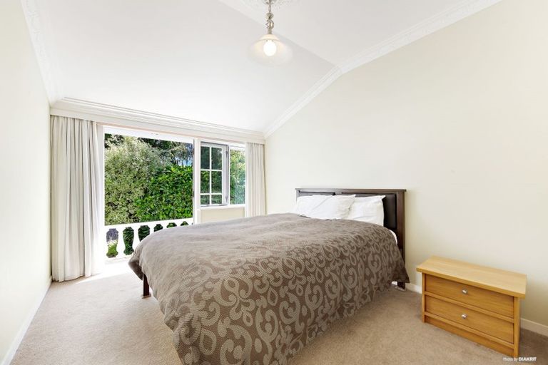 Photo of property in 399 Lake Road, Takapuna, Auckland, 0622