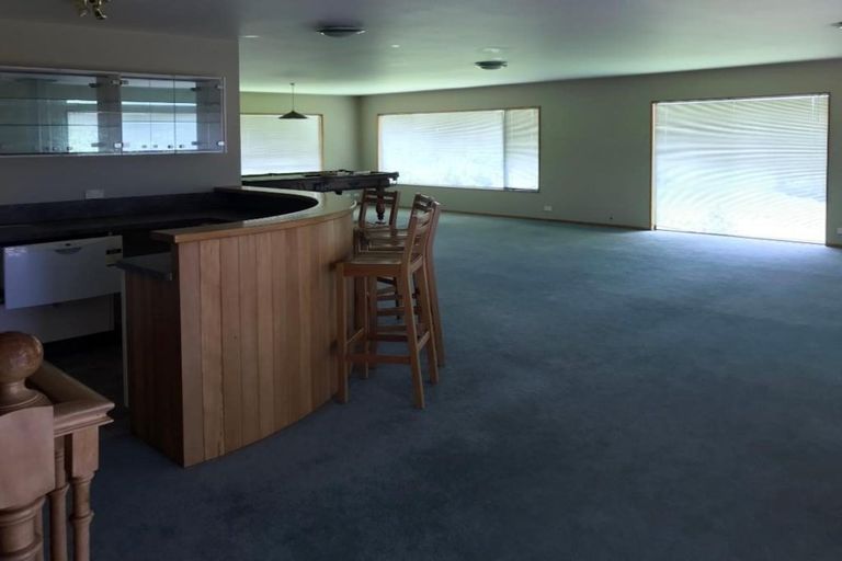 Photo of property in 7 Byron Place, Whalers Gate, New Plymouth, 4310