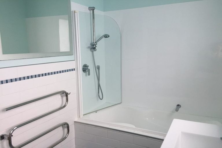 Photo of property in 11 Bankot Crescent, Ngaio, Wellington, 6035