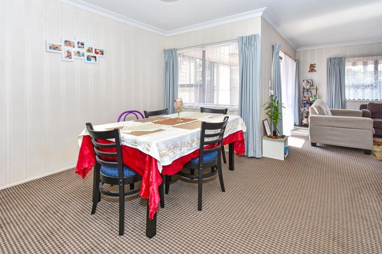 Photo of property in 2/30 Hoteo Avenue, Papatoetoe, Auckland, 2025