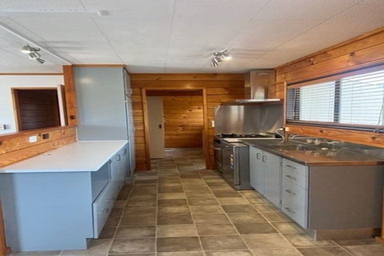 Photo of property in 236 Papamoa Beach Road, Papamoa Beach, Papamoa, 3118