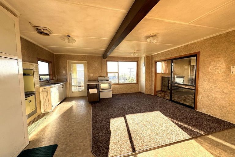 Photo of property in 28 Market Street, Kaitangata, 9210